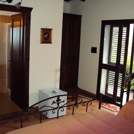 Agriturismo Il Pozzo Antico Mascali Luaran gambar