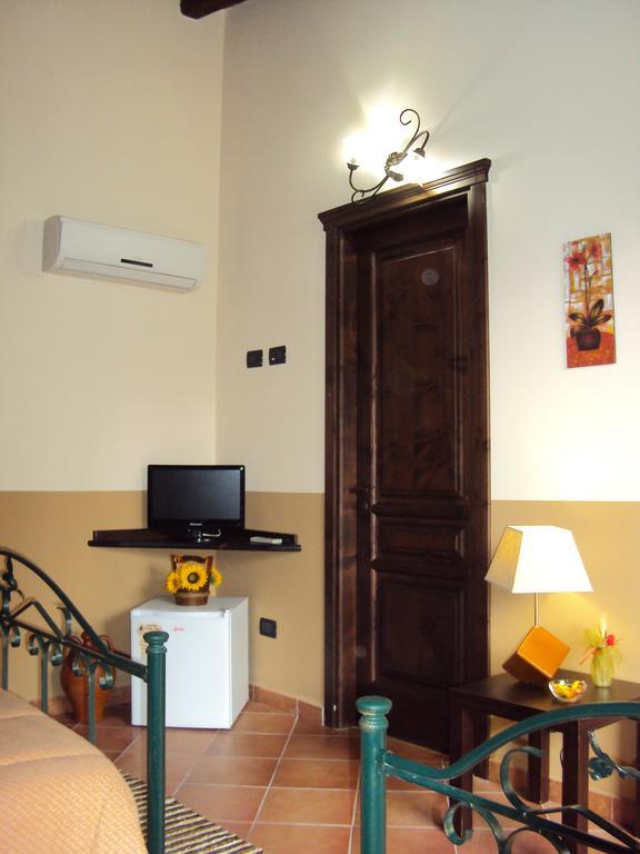 Agriturismo Il Pozzo Antico Mascali Luaran gambar