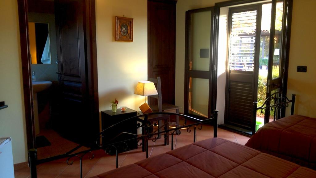 Agriturismo Il Pozzo Antico Mascali Luaran gambar