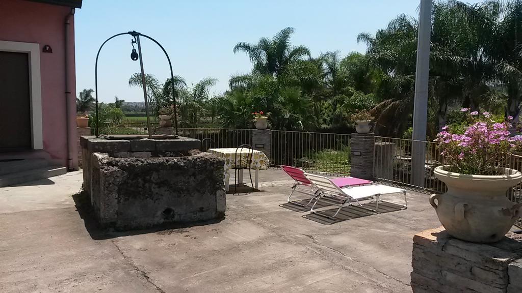 Agriturismo Il Pozzo Antico Mascali Luaran gambar